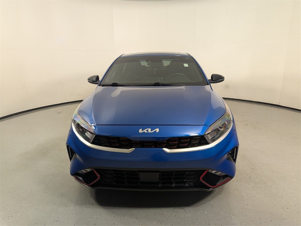 2023 Kia Forte GT-Line photo 2