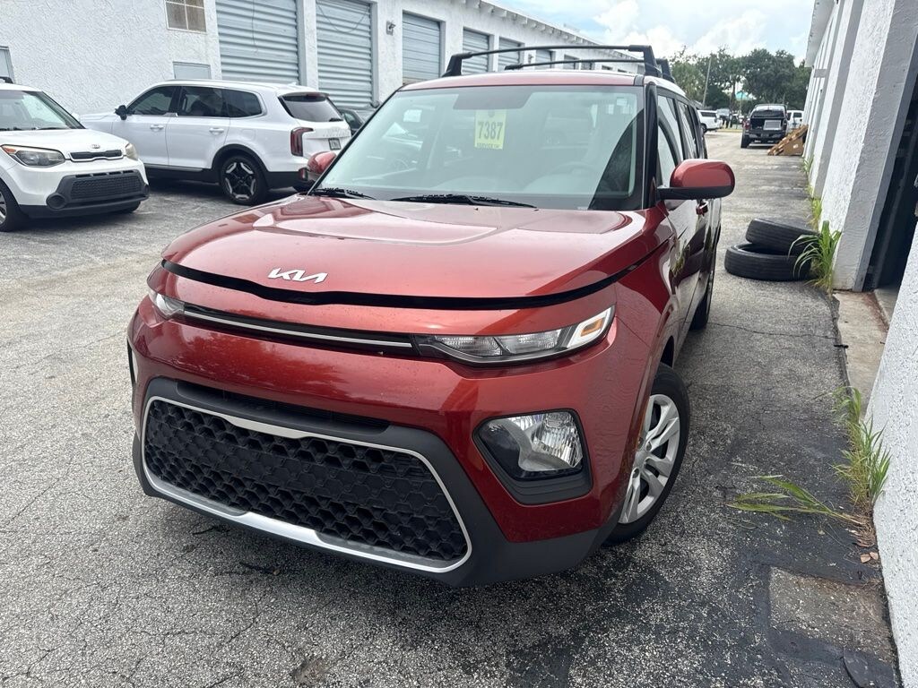 Used 2022 Kia Soul LX Hatchback