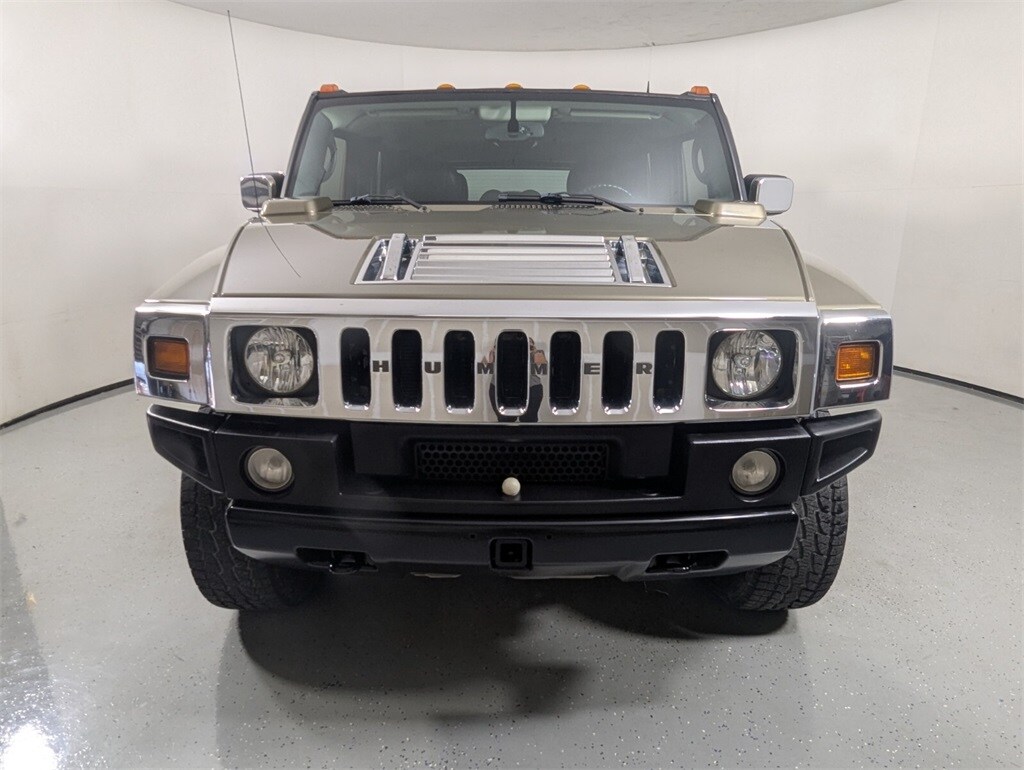 2005 Hummer H2 Base photo 2