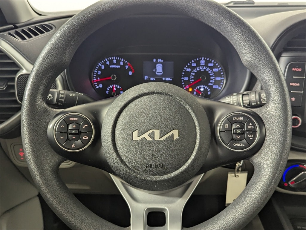 2022 Kia Soul LX photo 14