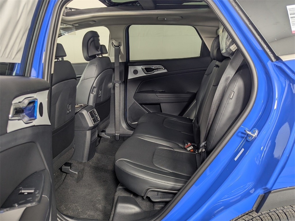 2026 Kia Sportage EX photo 23