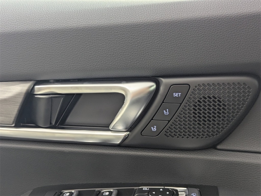2025 Kia Telluride X-Line photo 12