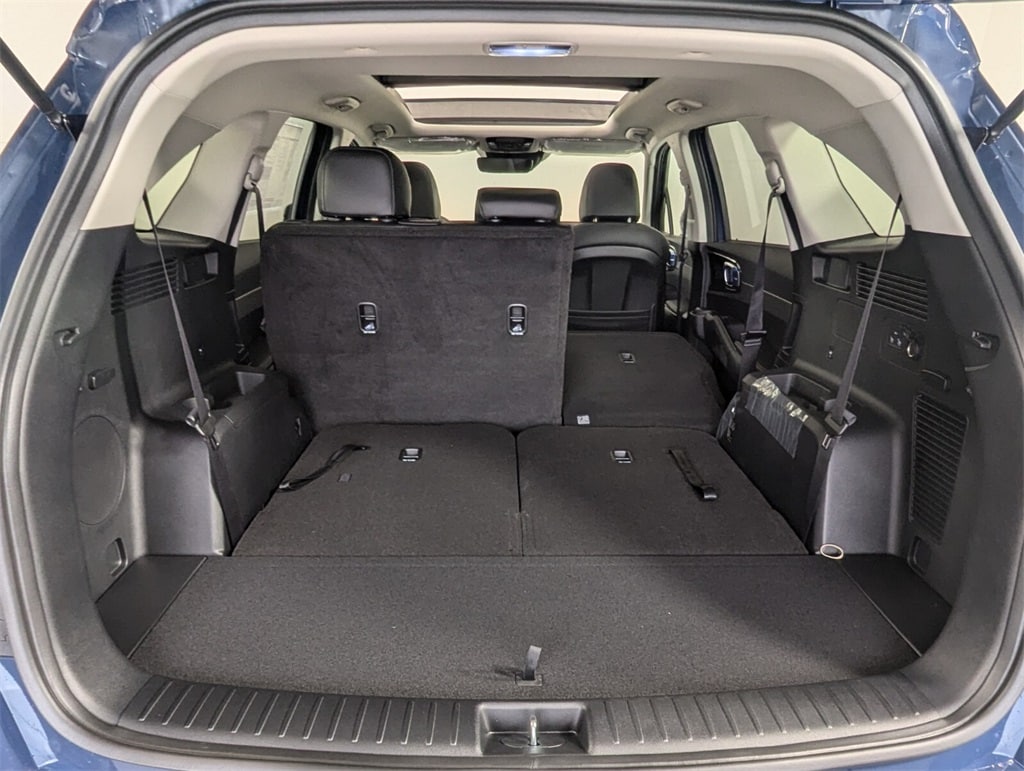 2025 Kia Sorento S photo 28
