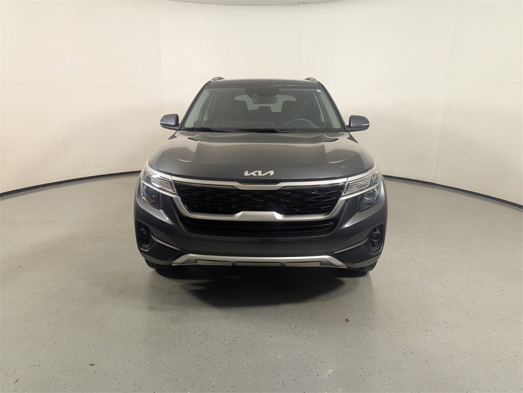 2023 Kia Seltos S photo 2
