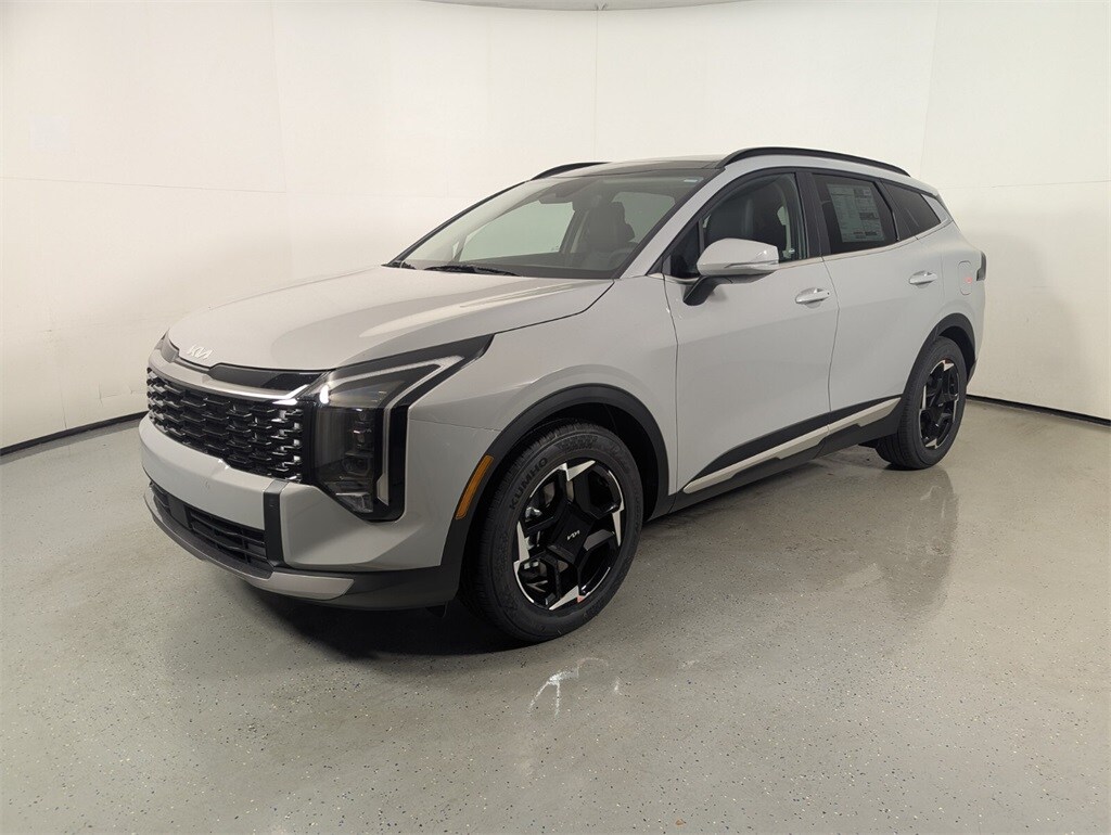 2026 Kia Sportage EX photo 3