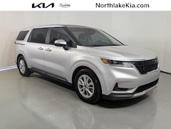 2022 Kia Carnival LX Minivan/Van