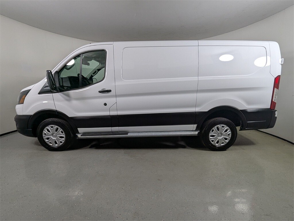 2024 Ford Transit photo 4