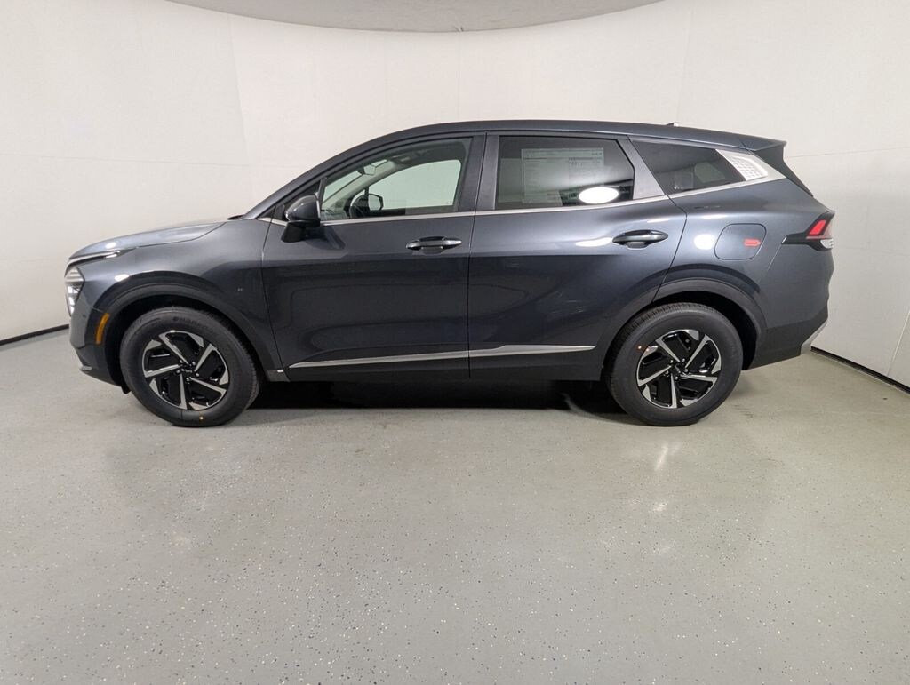 New 2025 Kia Sportage Hybrid LX SUV