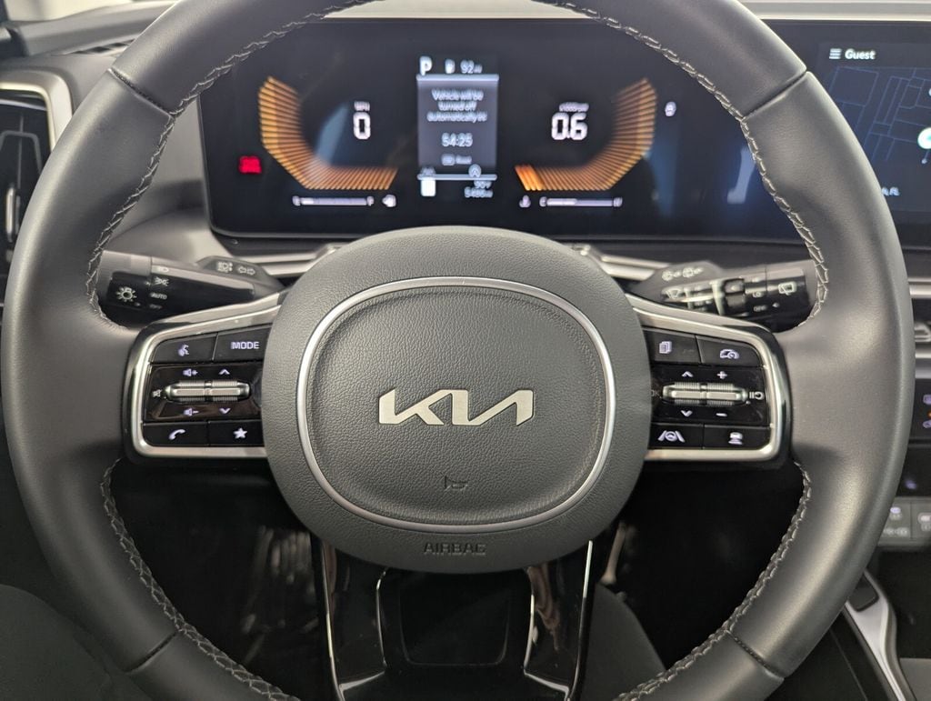 2025 Kia Sorento S - Photo 32