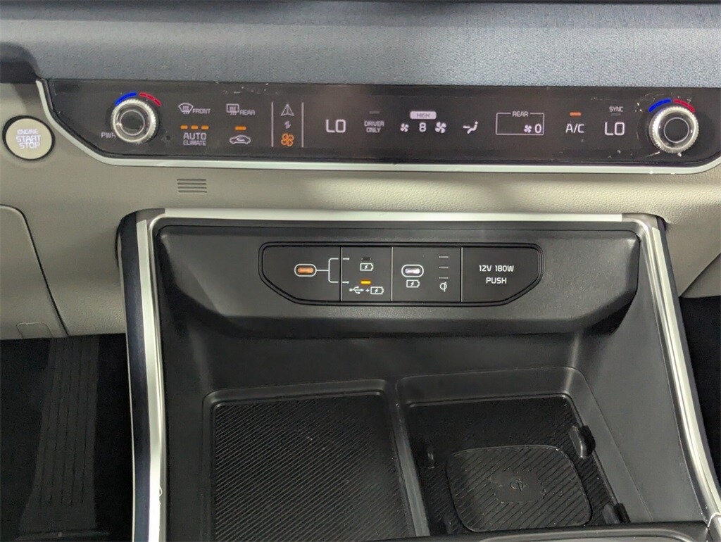 2026 Kia Carnival EX photo 17