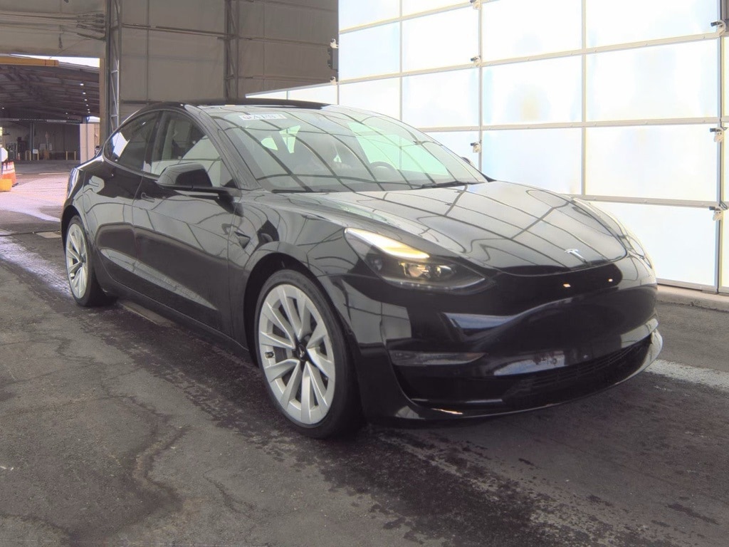 2022 Tesla Model 3 photo 2