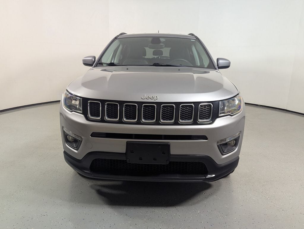 Used 2018 Jeep Compass Latitude with VIN 3C4NJDBB3JT366063 for sale in Palm Beach Gardens, FL