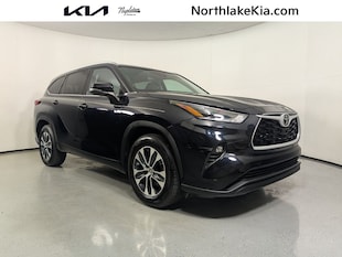 2022 Toyota Highlander XLE SUV