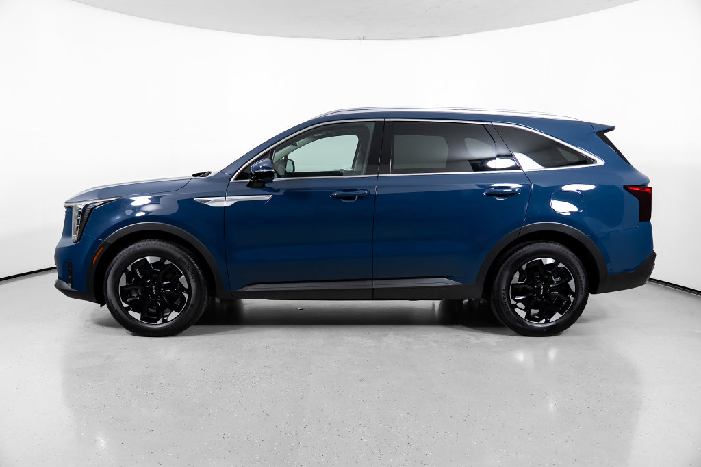 2026 Kia Sorento S - Photo 11