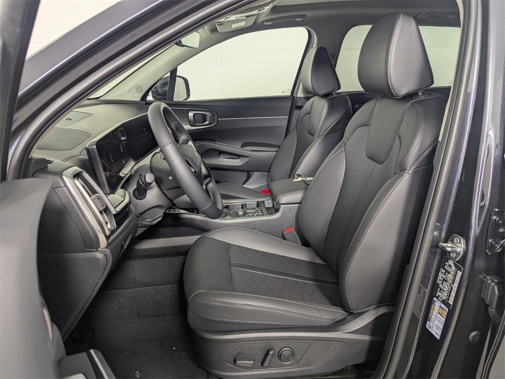2026 Kia Sorento EX photo 11
