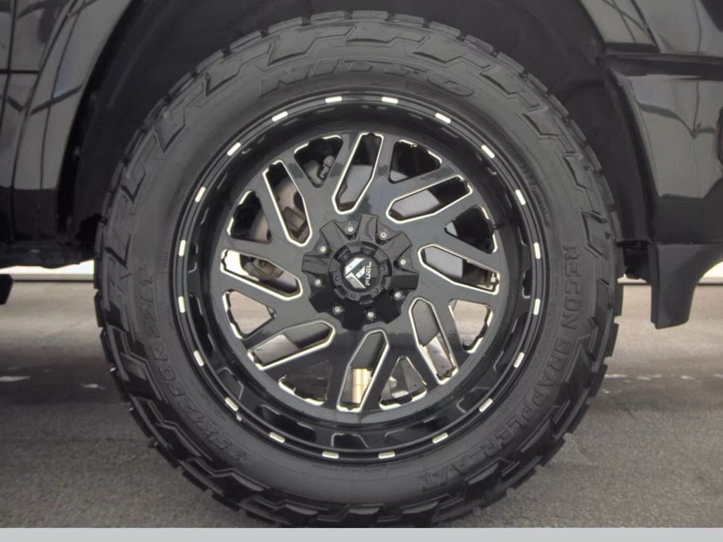 2020 Ram 1500 Laramie photo 7