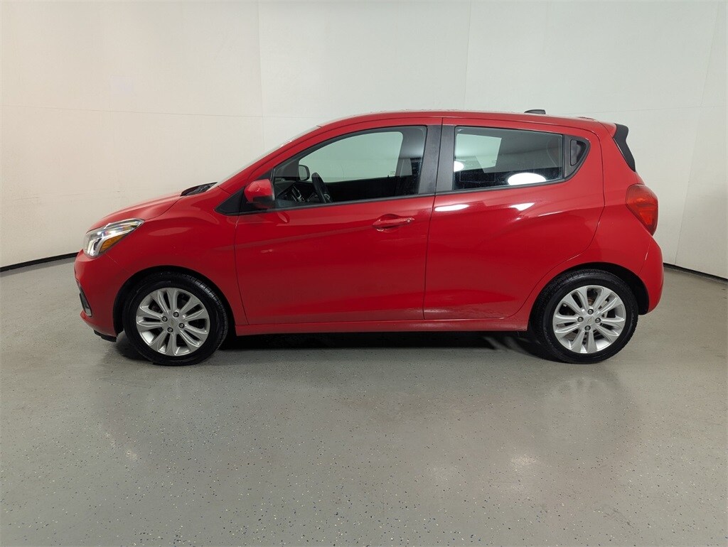 2017 Chevrolet Spark 1LT LT photo 4