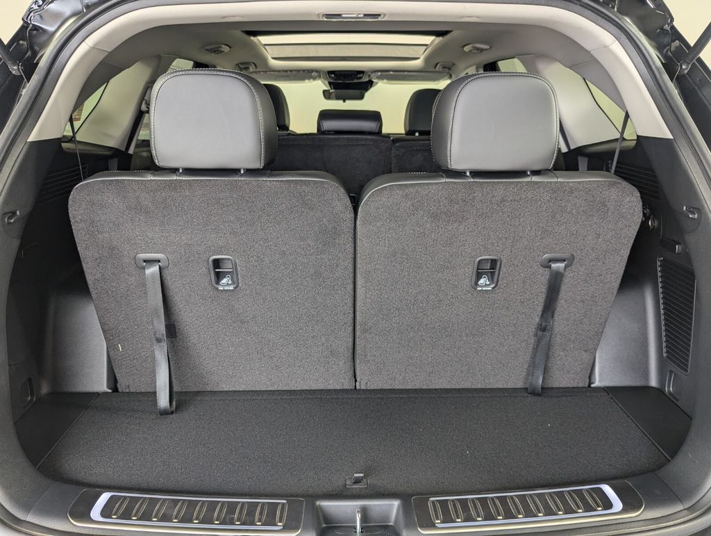 2025 Kia Sorento S - Photo 27
