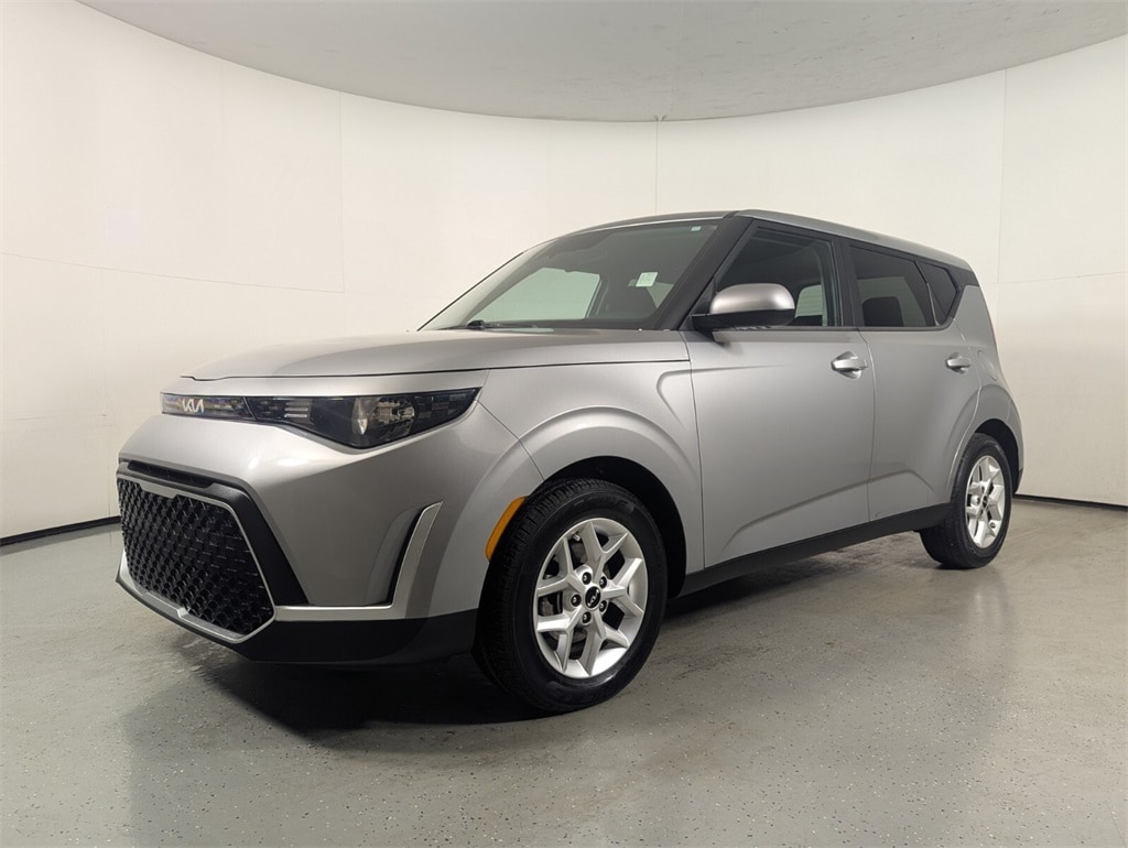 Used 2024 Kia Soul LX Hatchback