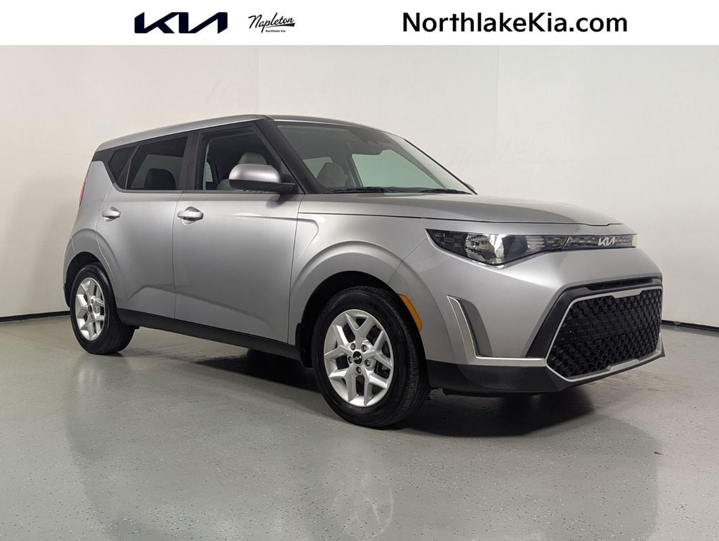 2024 Kia Soul 2.0L LX IVT's photo