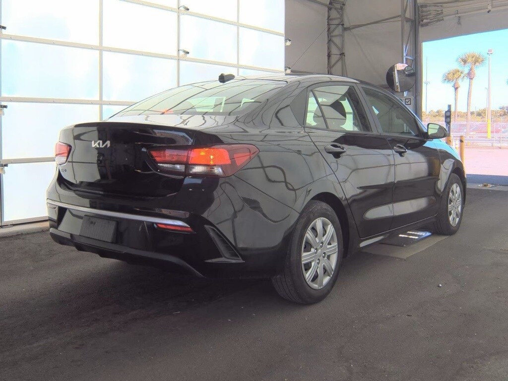 2022 Kia Rio S photo 4