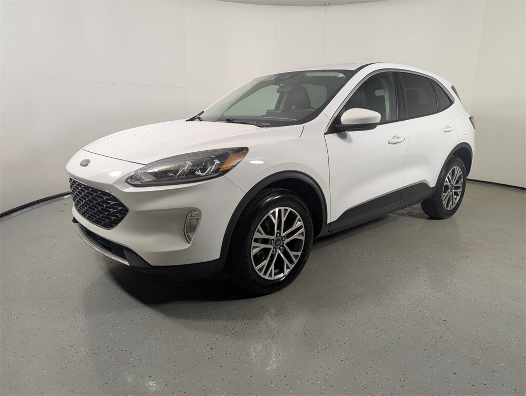 2022 Ford Escape SEL photo 3