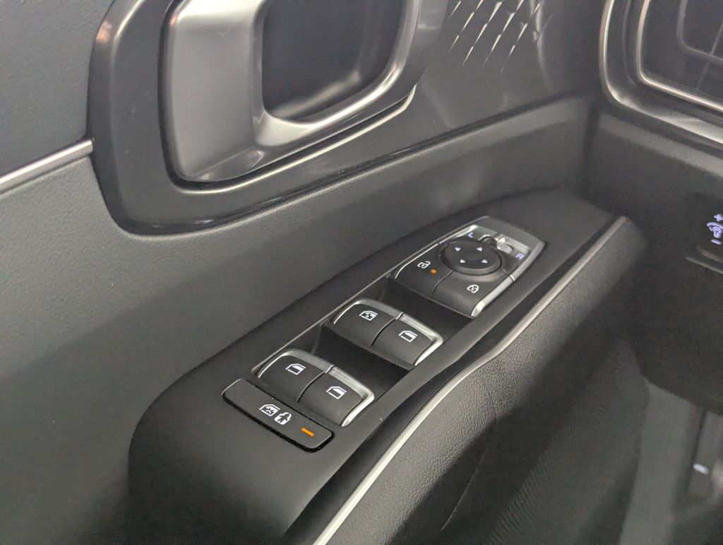 2026 Kia Sorento S - Photo 16