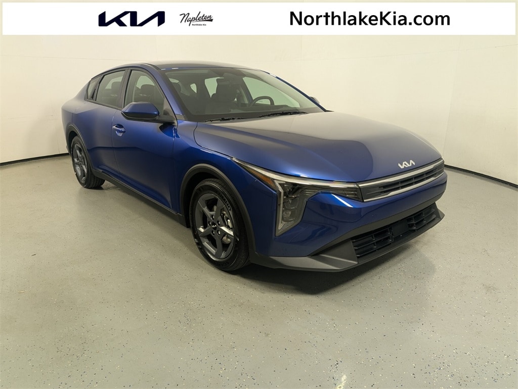 2025 Kia K4 LXS's photo