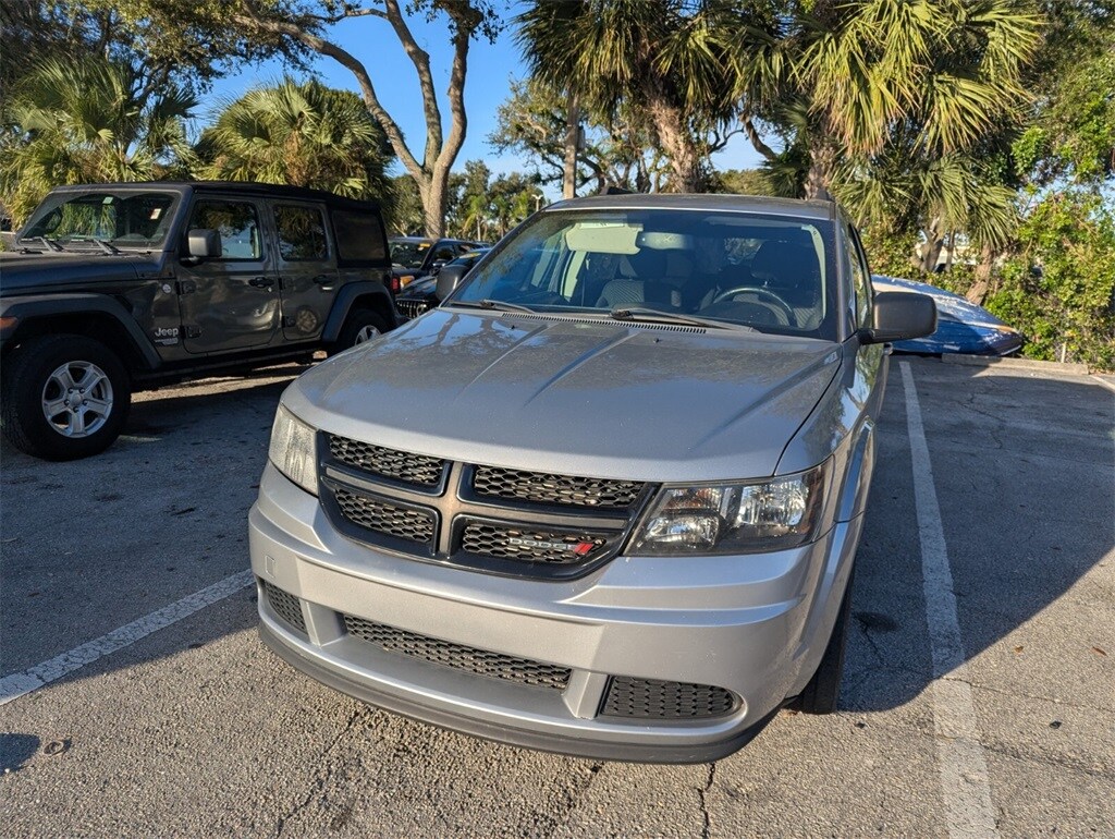 Used 2017 Dodge Journey SE SUV