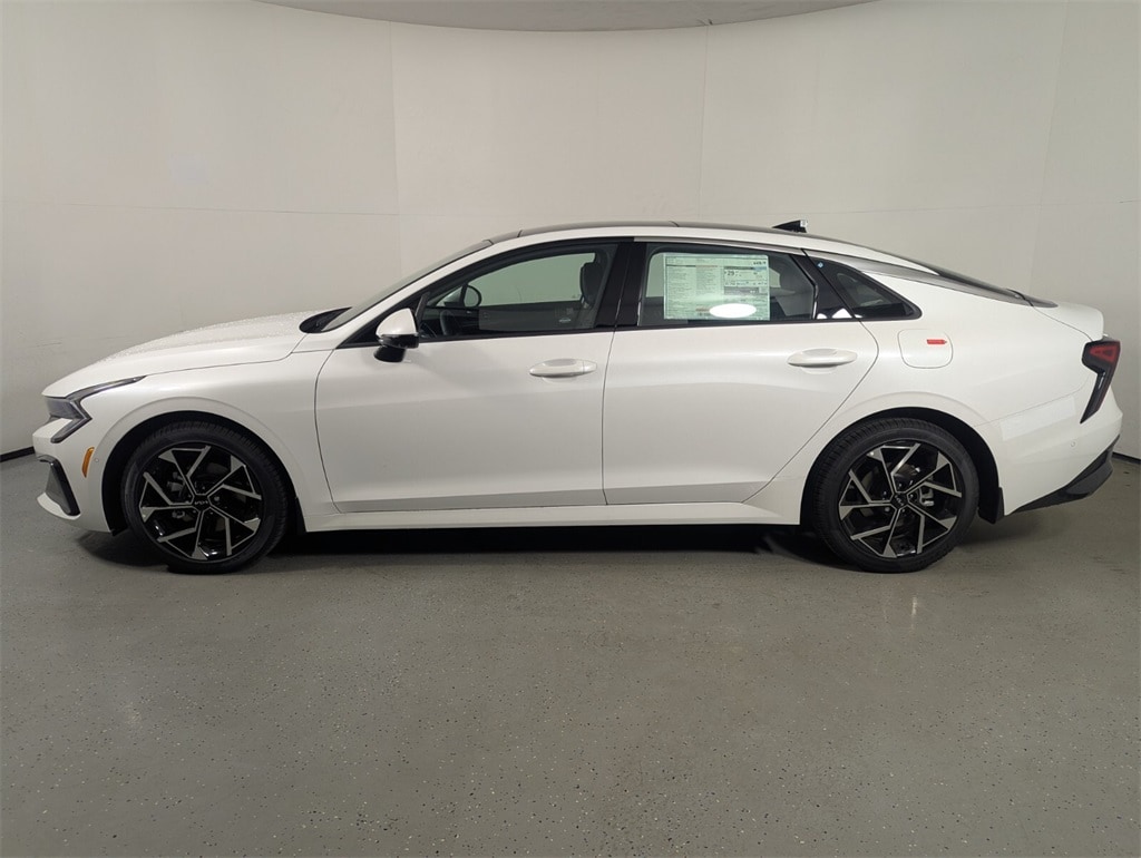 2026 Kia K5 EX photo 4