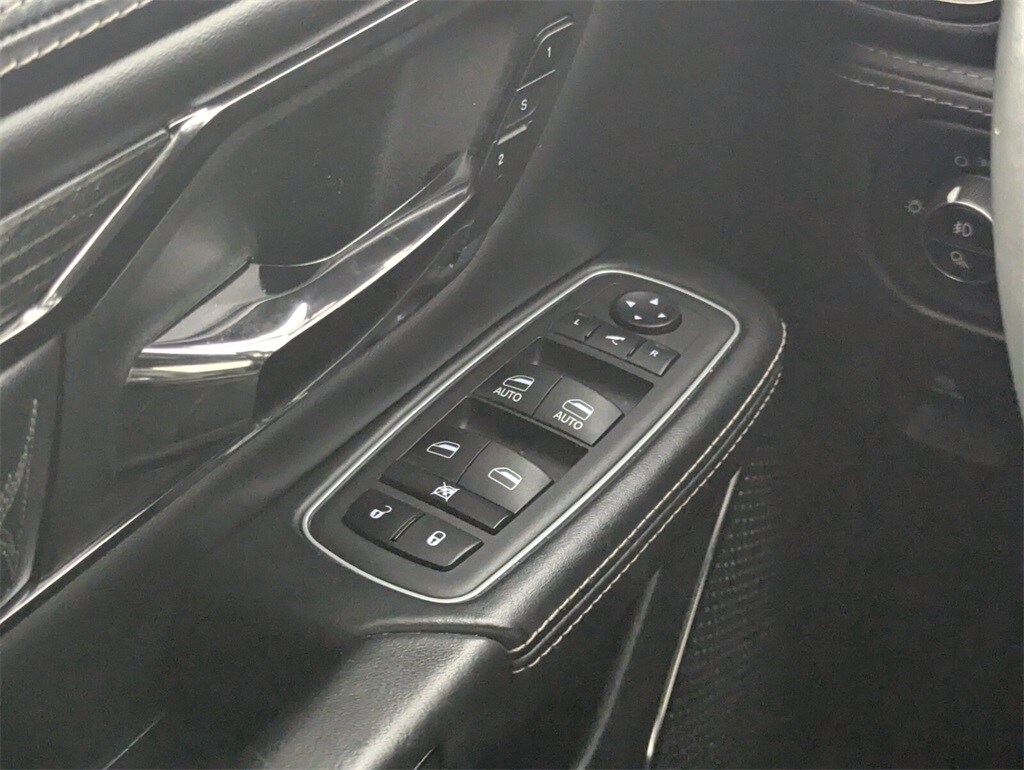 2022 Ram 1500 Limited photo 16