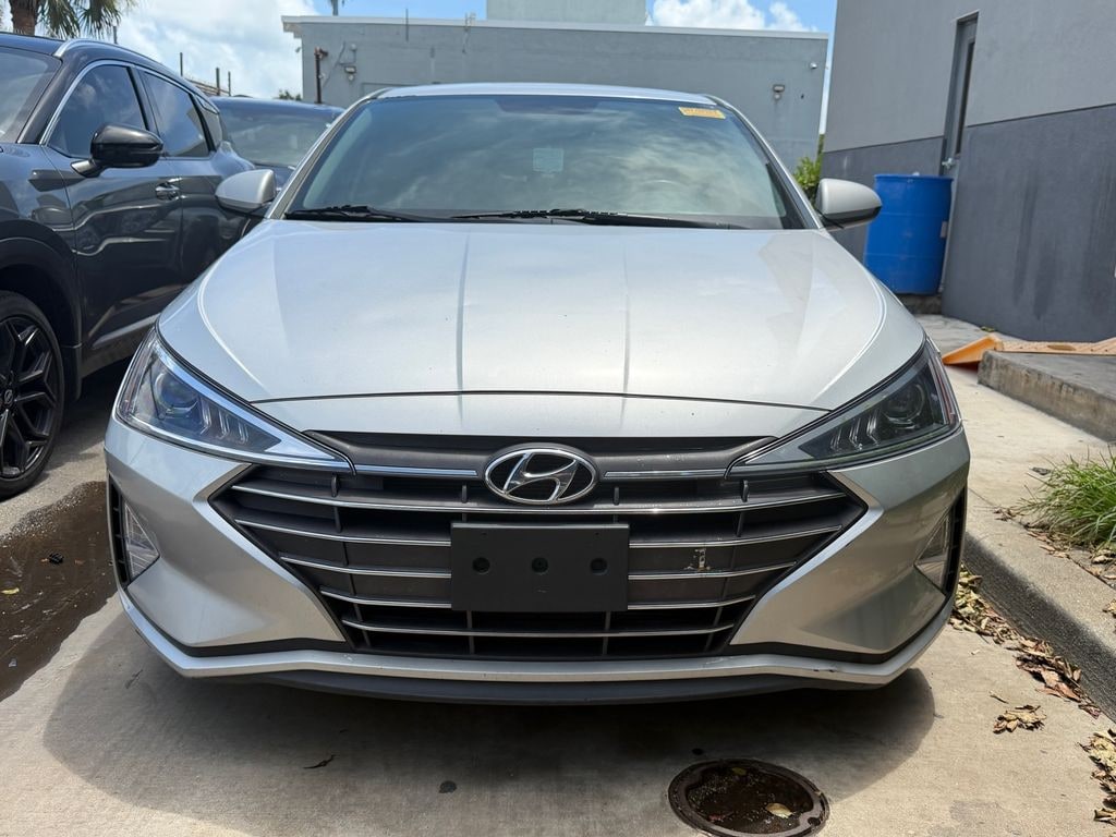 Used 2019 Hyundai Elantra SE Sedan