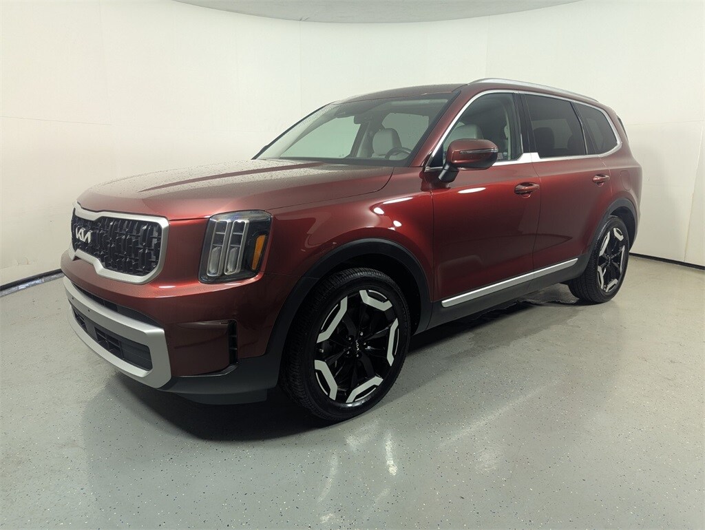 2023 Kia Telluride EX photo 3