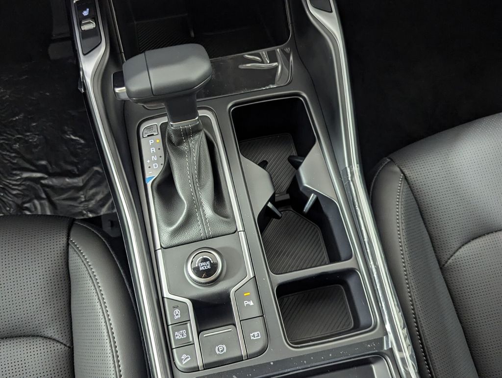2025 Kia Sorento S - Photo 21
