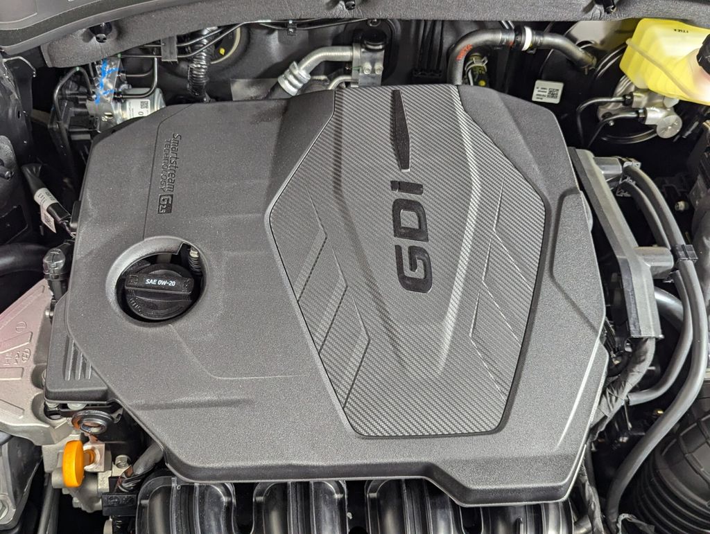 2025 Kia Sorento S - Photo 10