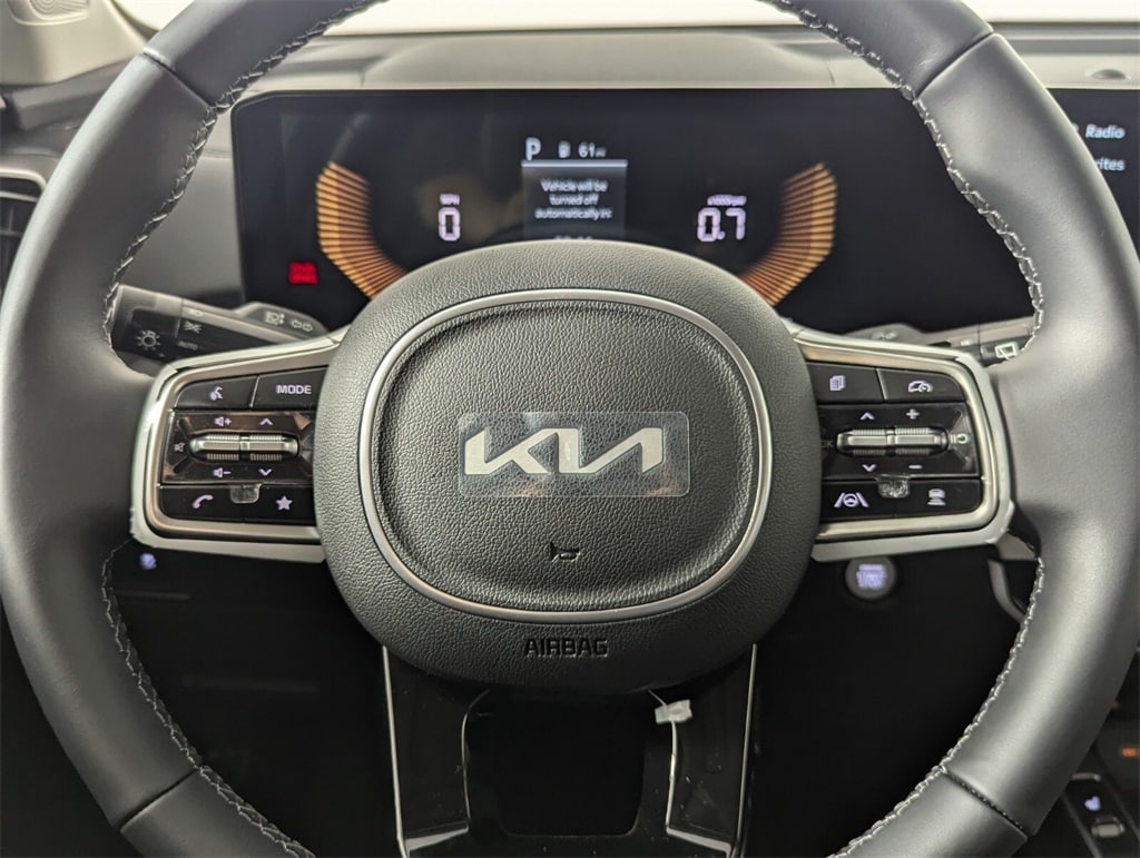 2025 Kia Sorento S photo 18