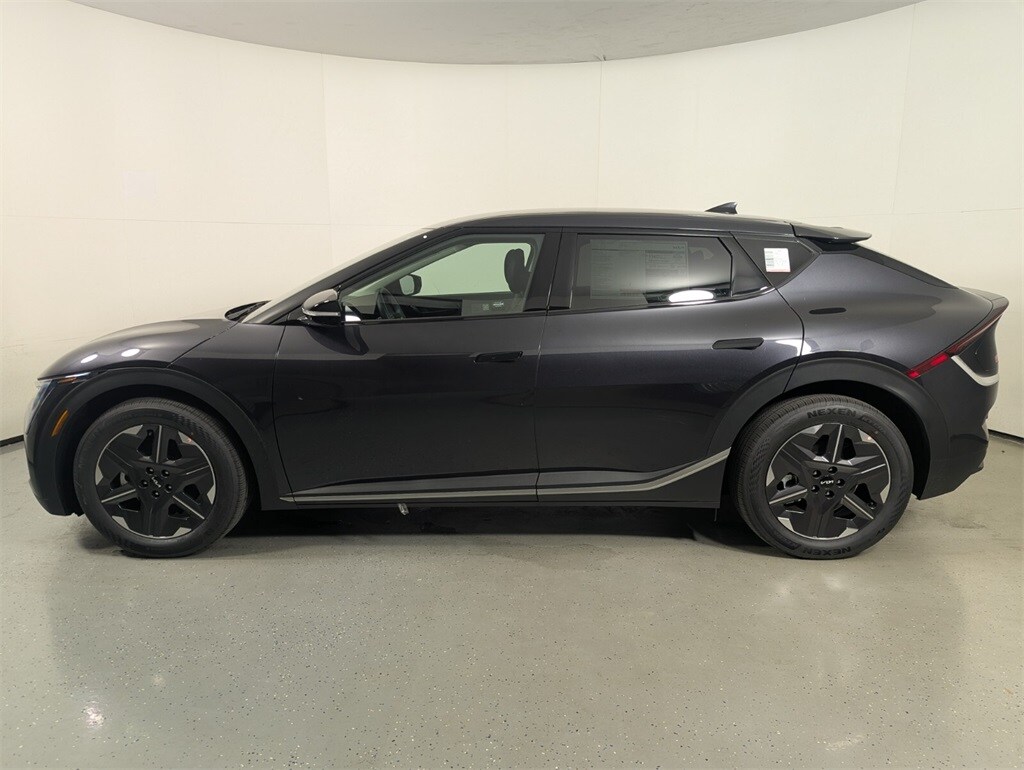 New 2025 Kia EV6 Light SUV