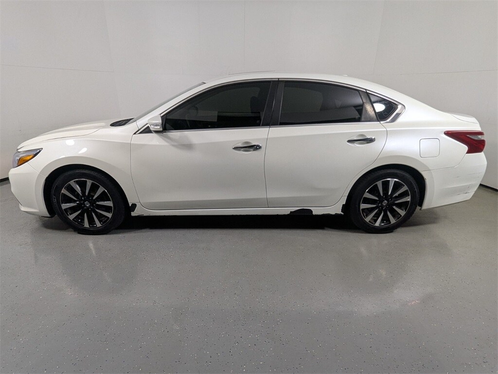 2018 Nissan Altima 2.5 SV photo 4