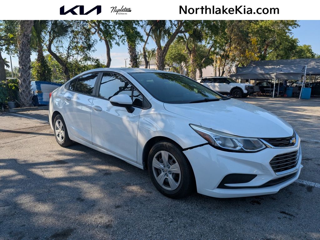 2017 Chevrolet Cruze LS