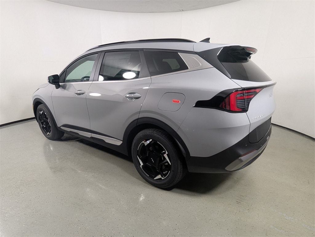 2026 Kia Sportage EX photo 5