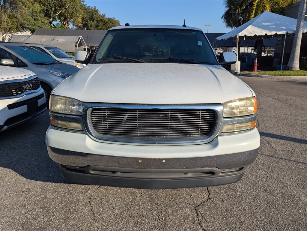 2005 Gmc Yukon SLT photo 2
