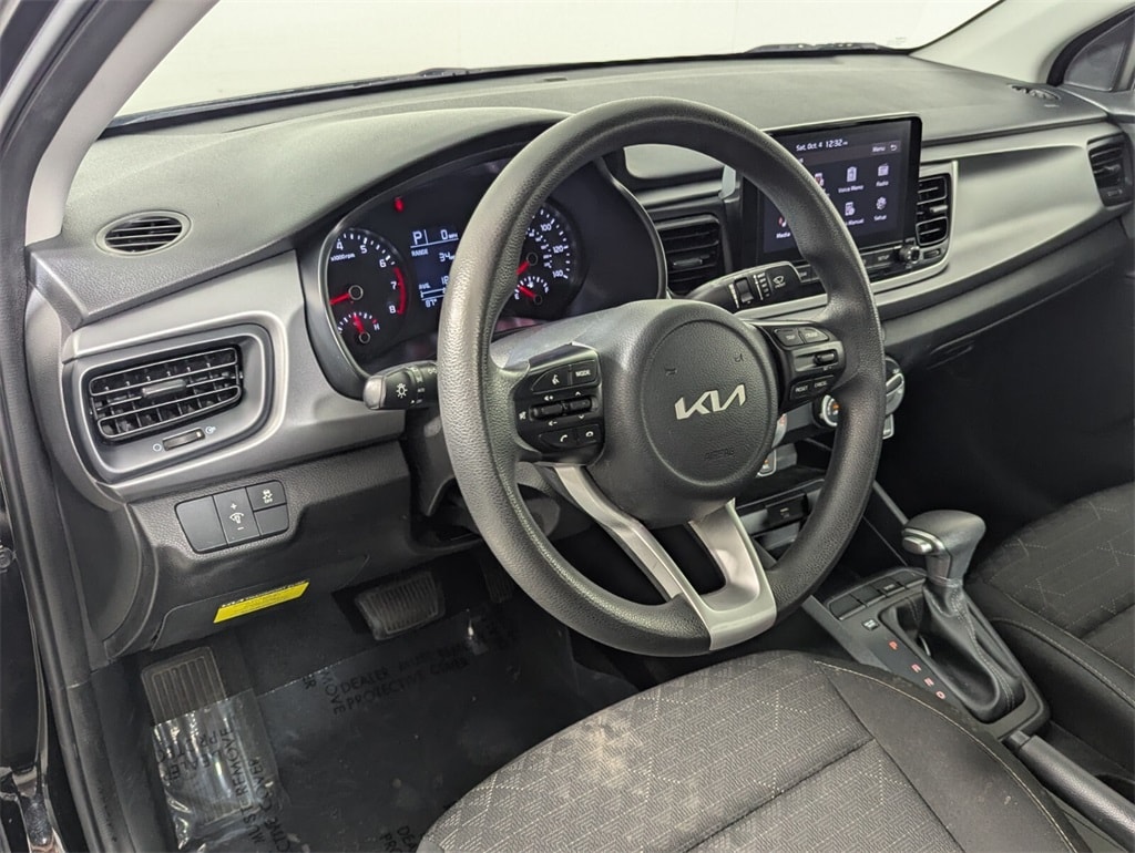 2022 Kia Rio S photo 11