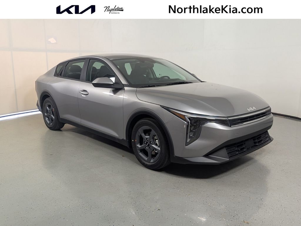 New 2026 Kia K4 LXS Sedan