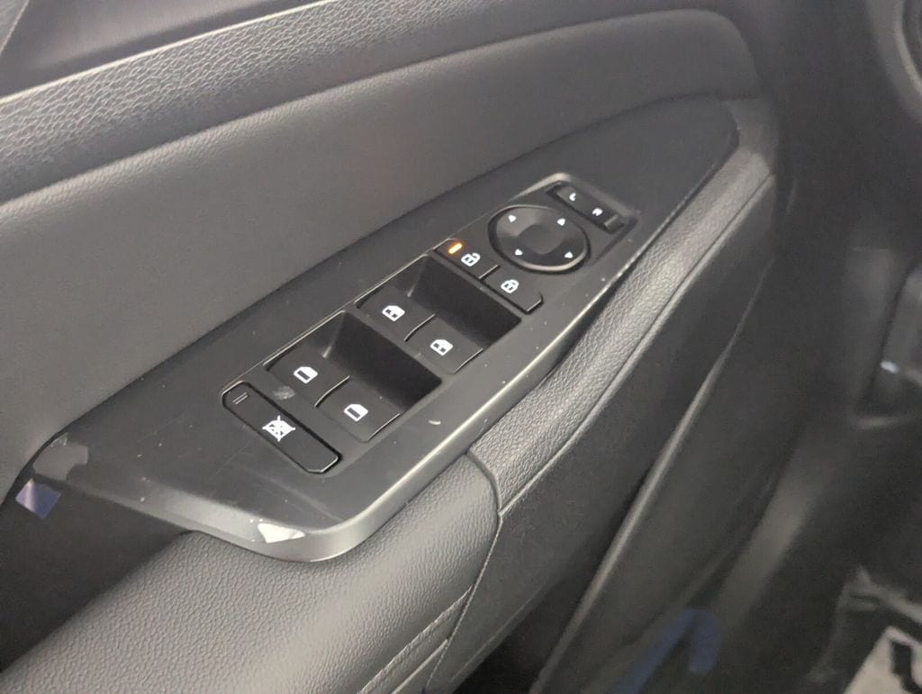 2026 Kia Sportage EX - Photo 16