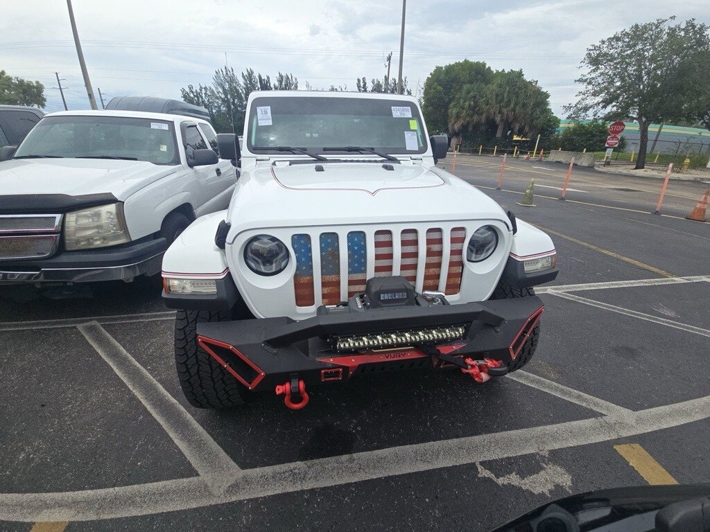 2020 Jeep Gladiator Sport photo 2