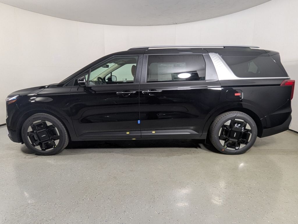 New 2026 Kia Carnival EX Minivan/Van