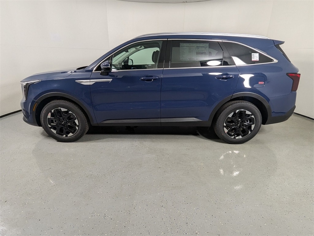 2025 Kia Sorento S photo 5