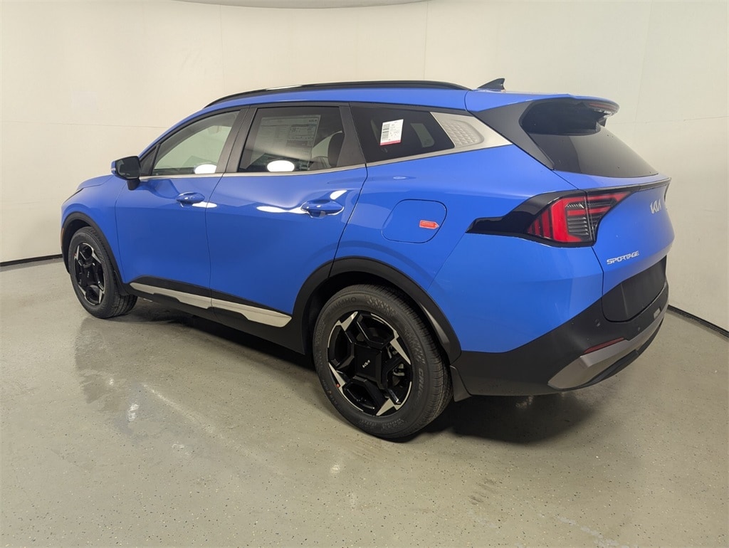 2026 Kia Sportage EX photo 5