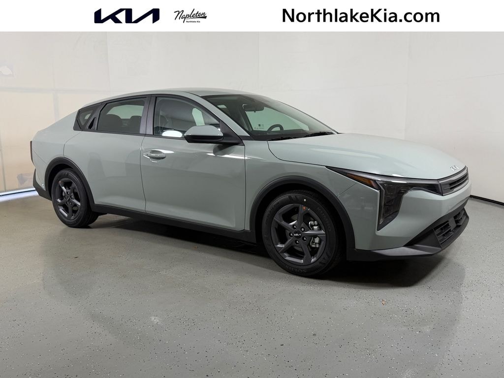 New 2026 Kia K4 LXS Sedan