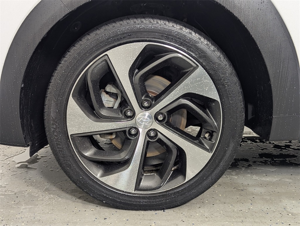 2017 Hyundai Tucson Sport photo 6